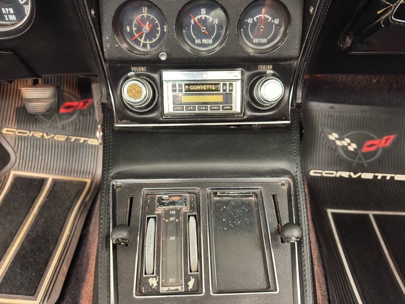 Chevrolet-Corvette-1973-Mille-Miglia-Red-Black-49