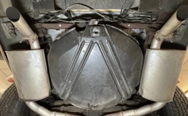 Chevrolet-Corvette-1974-Corvette-Orange-Medium-Saddle-1