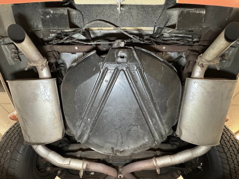 Chevrolet-Corvette-1974-Corvette-Orange-Medium-Saddle-1