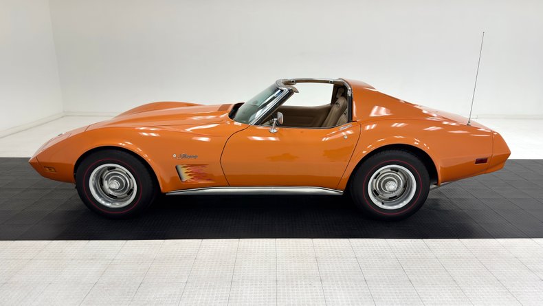 Chevrolet-Corvette-1974-Corvette-Orange-Medium-Saddle-10