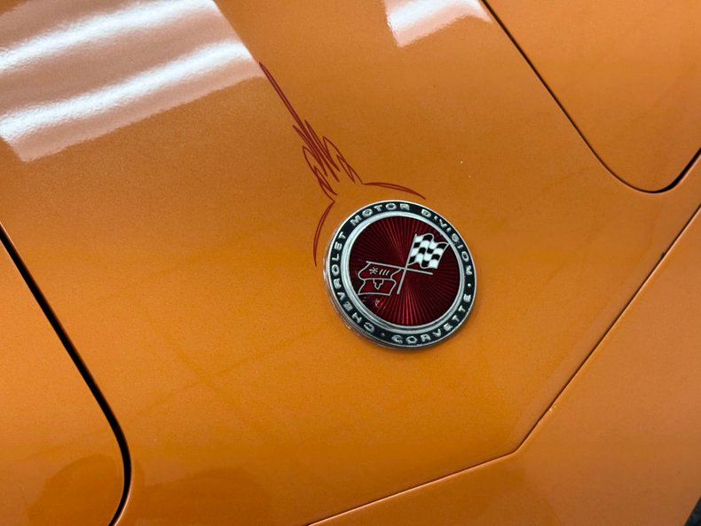 Chevrolet-Corvette-1974-Corvette-Orange-Medium-Saddle-16