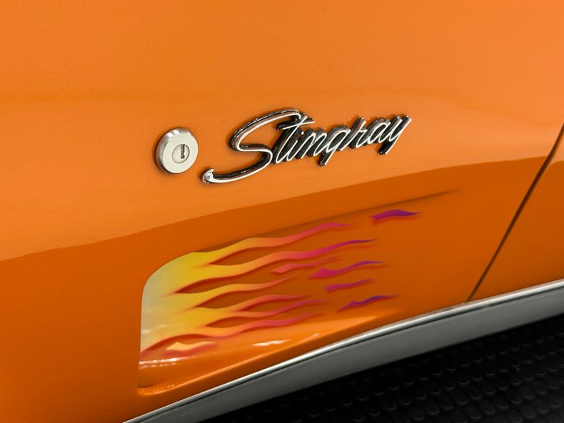 Chevrolet-Corvette-1974-Corvette-Orange-Medium-Saddle-18