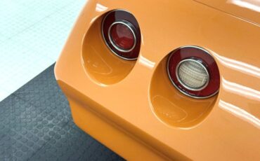 Chevrolet-Corvette-1974-Corvette-Orange-Medium-Saddle-22