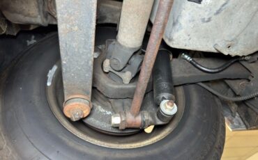 Chevrolet-Corvette-1974-Corvette-Orange-Medium-Saddle-4