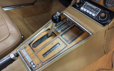 Chevrolet-Corvette-1974-Corvette-Orange-Medium-Saddle-43