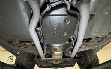 Chevrolet-Corvette-1974-Corvette-Orange-Medium-Saddle-9