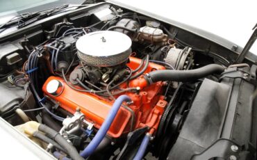 Chevrolet-Corvette-1976-Silver-Metallic-Smoke-Gray-18