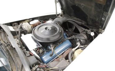 Chevrolet-Corvette-1977-Classic-White-Dark-Brown-10