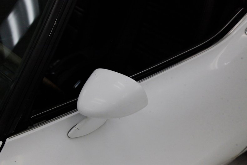 Chevrolet-Corvette-1977-Classic-White-Dark-Brown-16