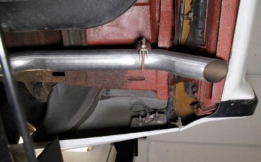 Chevrolet-Corvette-1977-Classic-White-Dark-Brown-39