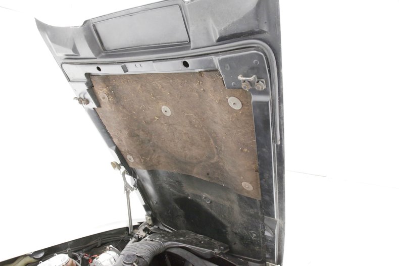 Chevrolet-Corvette-1977-Classic-White-Dark-Brown-9