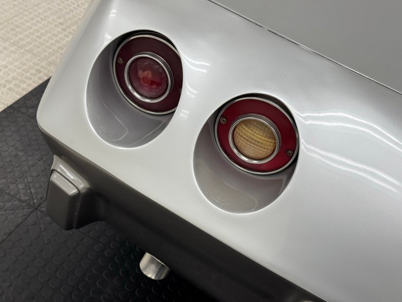 Chevrolet-Corvette-1978-Silver-Oyster-14