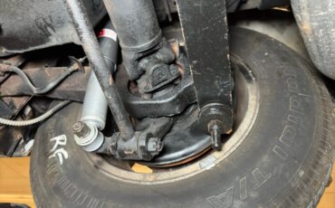 Chevrolet-Corvette-1978-Silver-Oyster-40