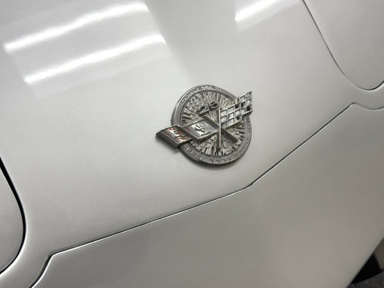 Chevrolet-Corvette-1978-Silver-Oyster-8