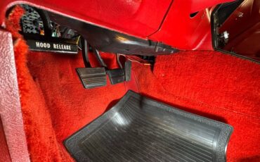 Chevrolet-Corvette-1979-Silver-Metallic-Medium-Red-41