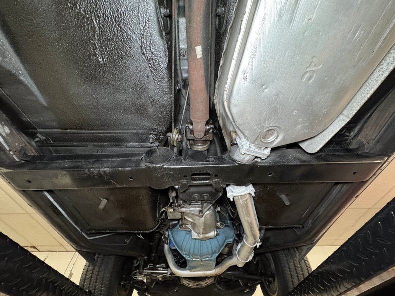 Chevrolet-Corvette-1979-Silver-Metallic-Medium-Red-49