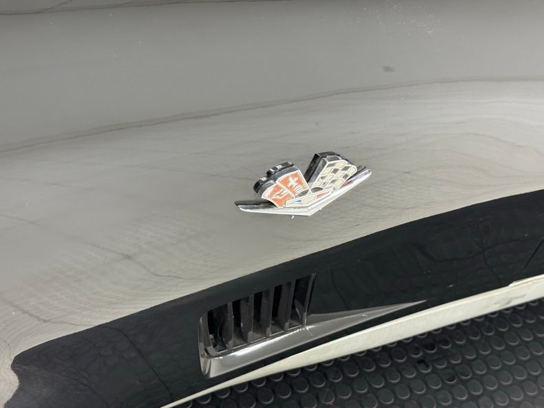 Chevrolet-Corvette-1980-Black-Oyster-16