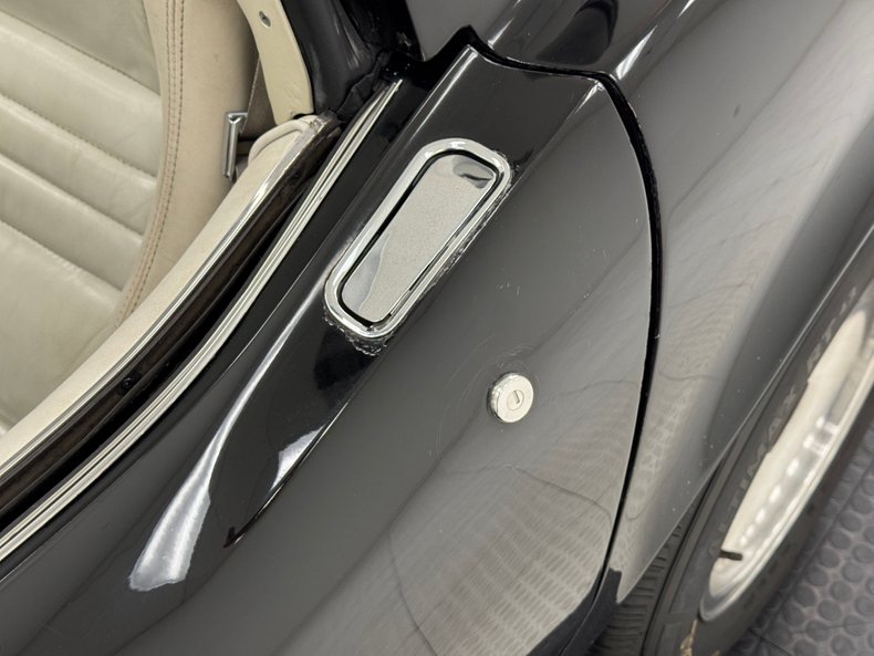 Chevrolet-Corvette-1980-Black-Oyster-19