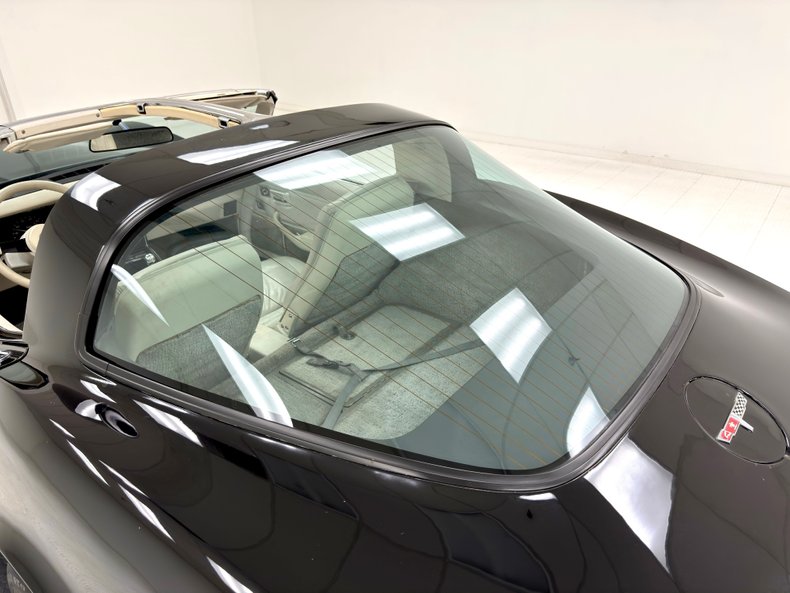 Chevrolet-Corvette-1980-Black-Oyster-20