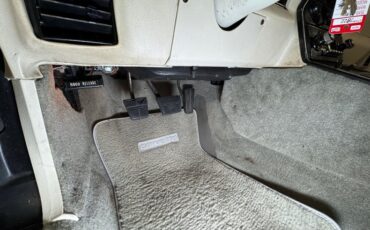 Chevrolet-Corvette-1980-Black-Oyster-46