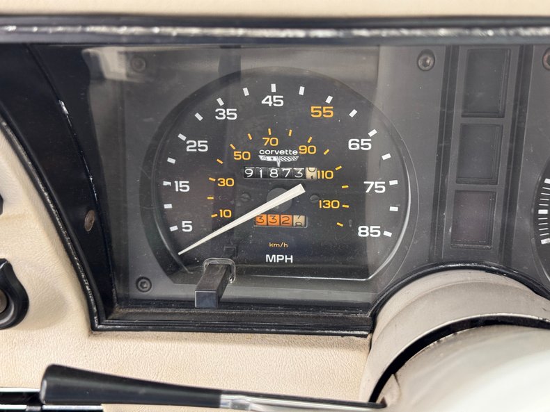 Chevrolet-Corvette-1980-Black-Oyster-7