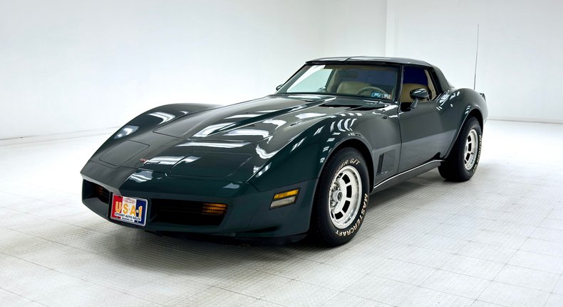 Chevrolet-Corvette-1980-Dark-Ivy-Green-Metal-Oyster-16