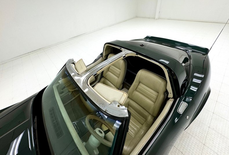 Chevrolet-Corvette-1980-Dark-Ivy-Green-Metal-Oyster-39