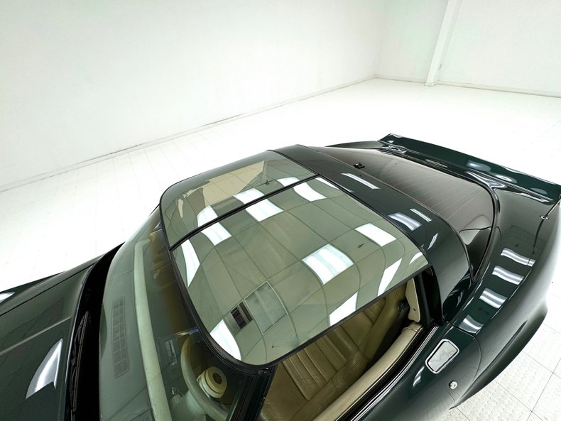 Chevrolet-Corvette-1980-Dark-Ivy-Green-Metal-Oyster-40