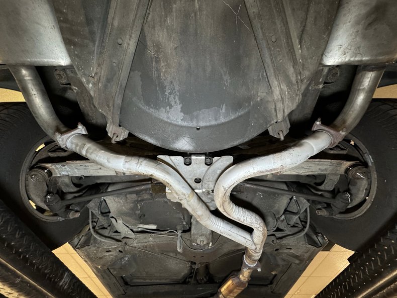 Chevrolet-Corvette-1980-Dark-Ivy-Green-Metal-Oyster-46