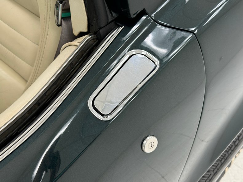 Chevrolet-Corvette-1980-Dark-Ivy-Green-Metal-Oyster-6