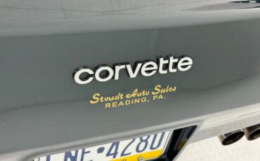 Chevrolet-Corvette-1980-Dark-Ivy-Green-Metal-Oyster-7