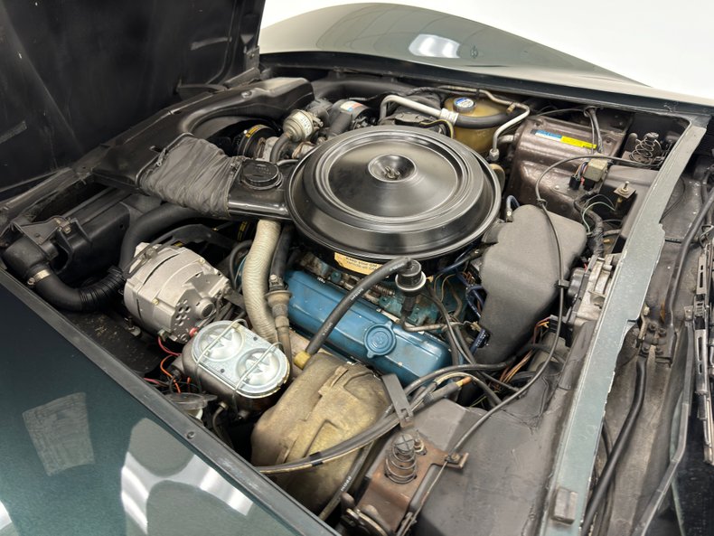 Chevrolet-Corvette-1980-Dark-Ivy-Green-Metal-Oyster-8