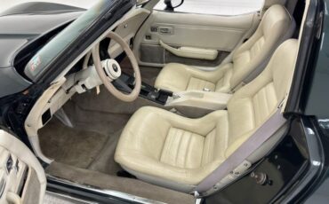 Chevrolet-Corvette-1980-Dark-Ivy-Green-Metal-Oyster-9