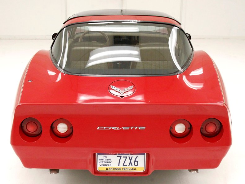 Chevrolet-Corvette-1981-Red-Camel-10