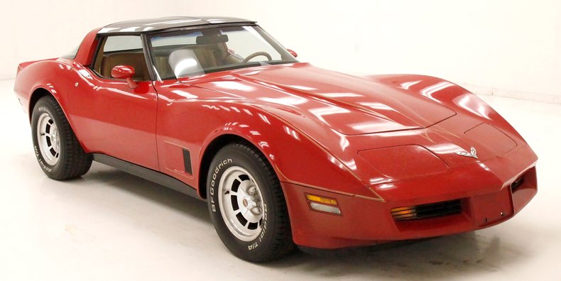 Chevrolet-Corvette-1981-Red-Camel-15