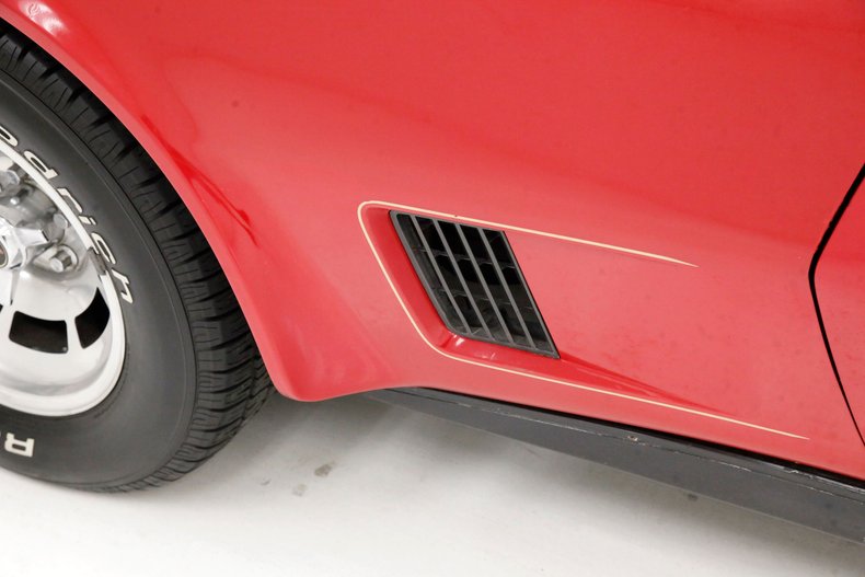 Chevrolet-Corvette-1981-Red-Camel-23
