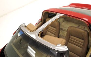 Chevrolet-Corvette-1981-Red-Camel-25