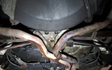 Chevrolet-Corvette-1981-Red-Camel-46