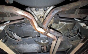 Chevrolet-Corvette-1981-Red-Camel-47