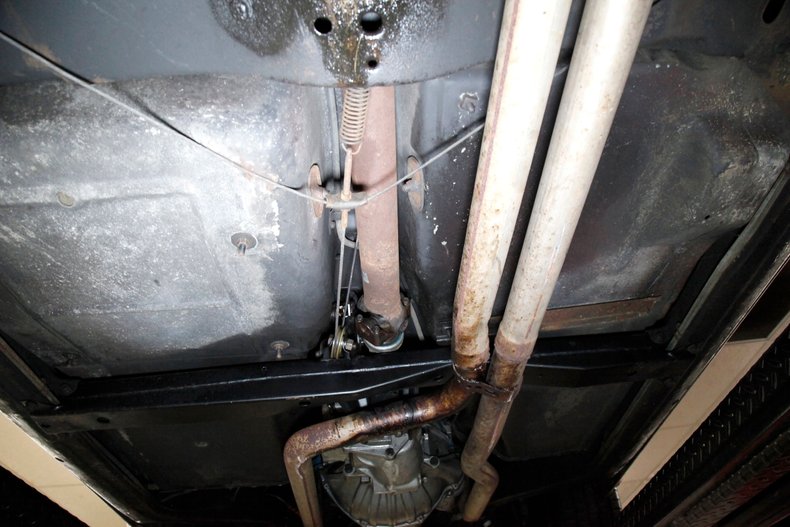 Chevrolet-Corvette-1981-Red-Camel-5