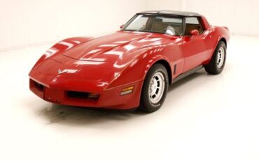 Chevrolet-Corvette-1981-Red-Camel-9
