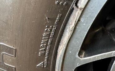 Chevrolet-Corvette-1984-Bright-Red-Red-11