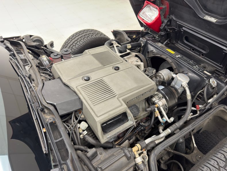 Chevrolet-Corvette-1984-Bright-Red-Red-15