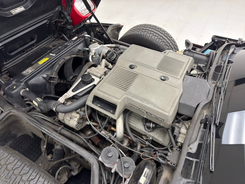 Chevrolet-Corvette-1984-Bright-Red-Red-18