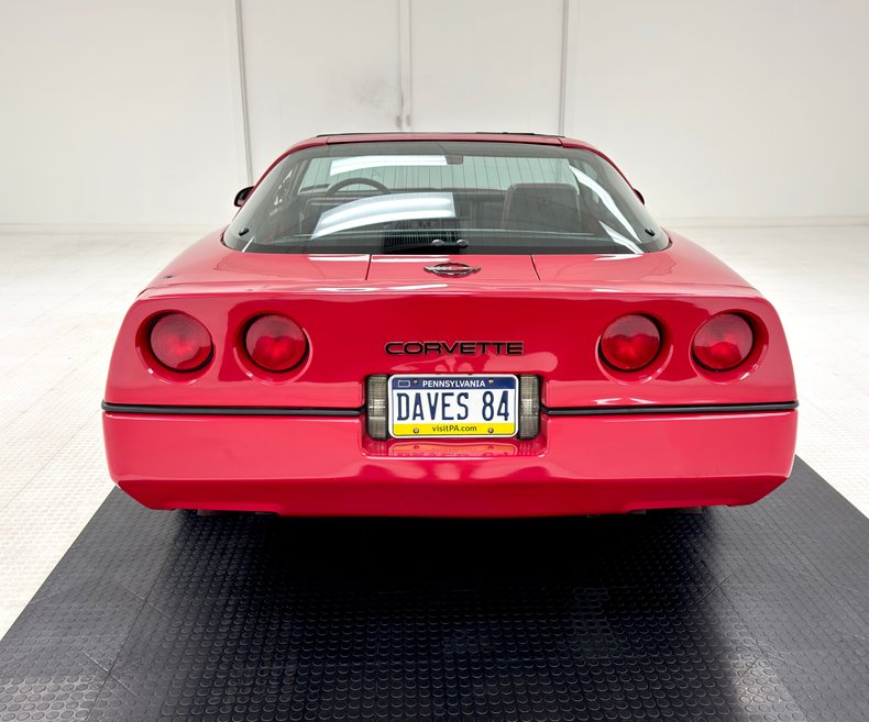 Chevrolet-Corvette-1984-Bright-Red-Red-2