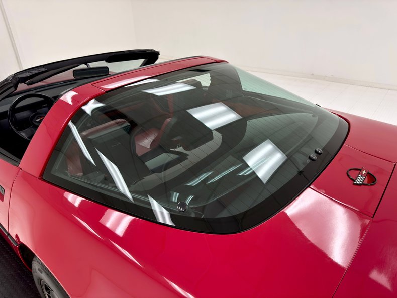 Chevrolet-Corvette-1984-Bright-Red-Red-22