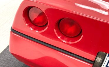 Chevrolet-Corvette-1984-Bright-Red-Red-23