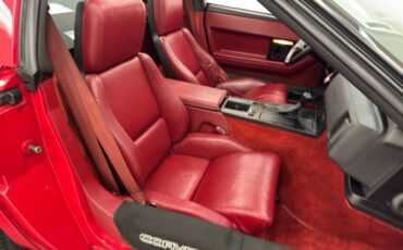 Chevrolet-Corvette-1984-Bright-Red-Red-31