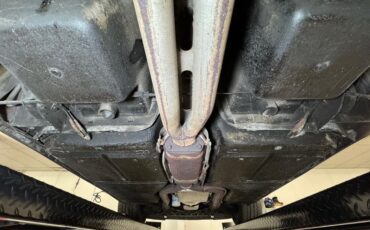 Chevrolet-Corvette-1984-Bright-Red-Red-49