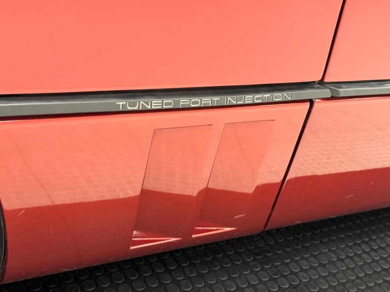 Chevrolet-Corvette-1987-Dark-Red-Metallic-Graphite-12